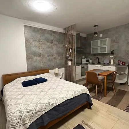 I Soba Apartment *